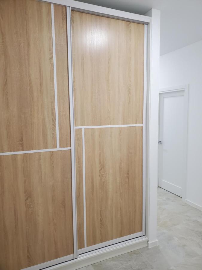 Vinna Просторі Апартаменти В Новобудові. Ternopil Bagian luar foto